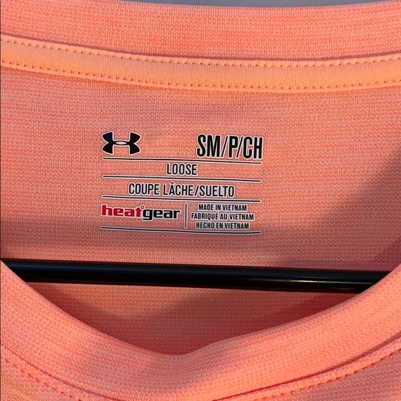 Coral Under Armour workout tee - Picture 3 of 5